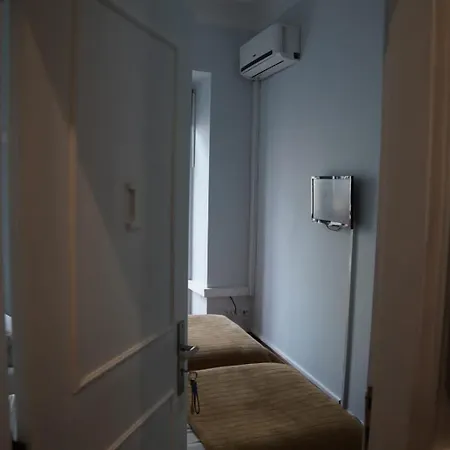 Bisengototo בית אירוח ליסבון