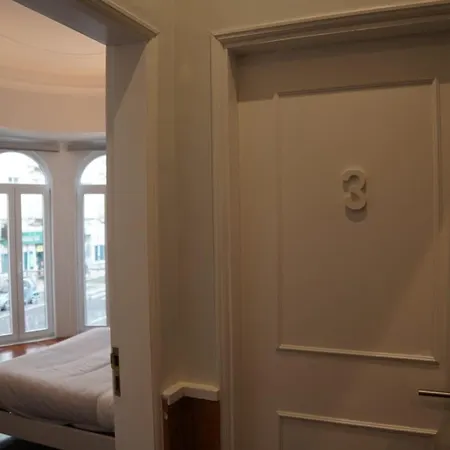 Bisengototo * ליסבון