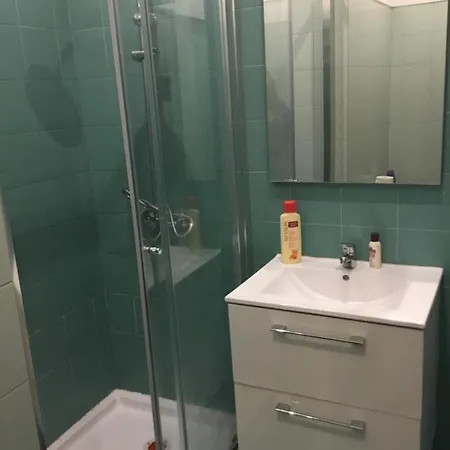 Bisengototo * ליסבון