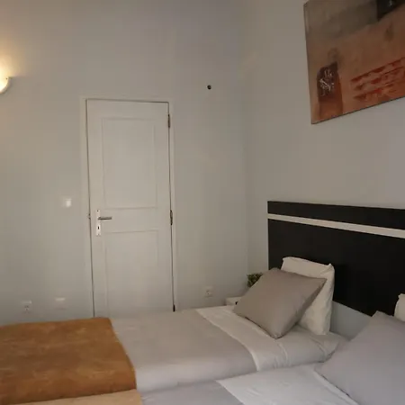 Bisengototo Homestay