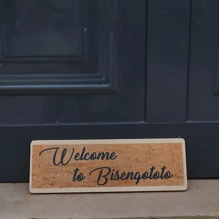 Bisengototo Homestay * Lizbona