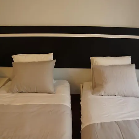 Bisengototo Homestay